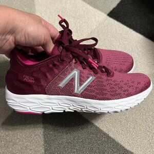 New Balance Fresh Foam Beacon V2 Running Sneakers Women's Size 7.5D